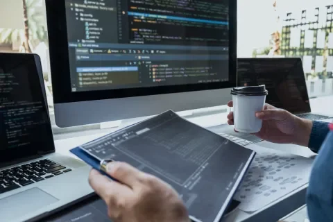 developer-programmer-working-on-project-in-softwar-2026-01-05-00-40-02-utc 1.png